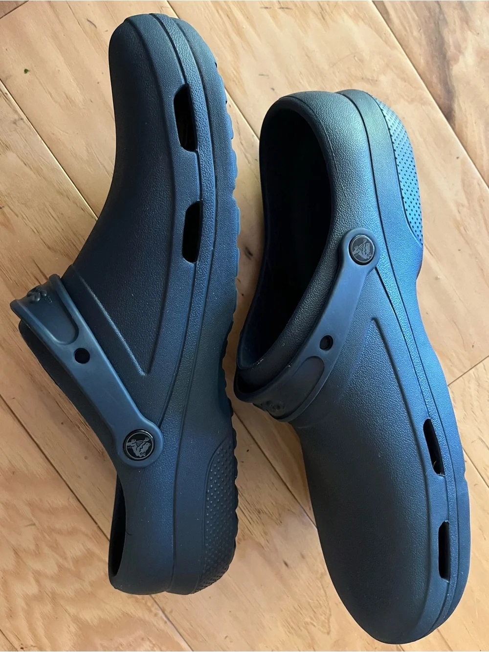Men's Navy Specialist Crocs Sz 14, NWOT